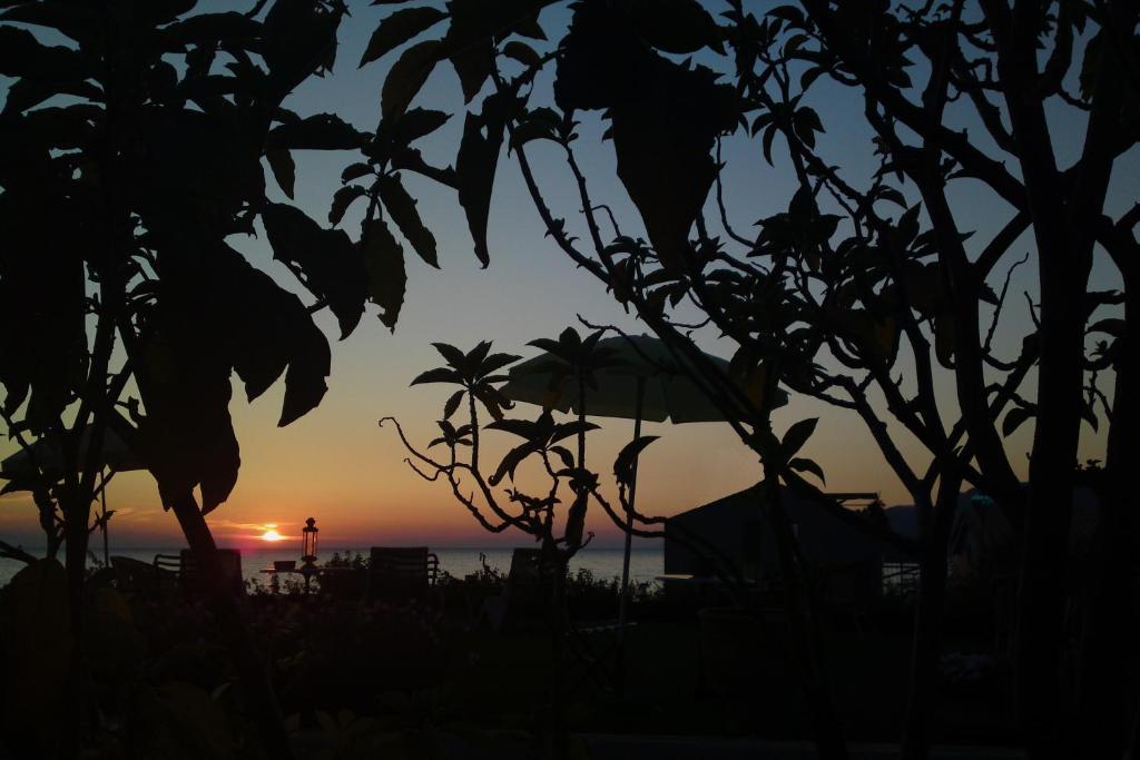 Palmina Mare Villa&Studios Paralia Vrachou Esterno foto